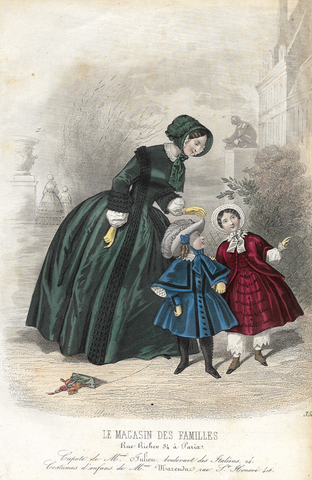 WOMAN WITH TWO GIRLS