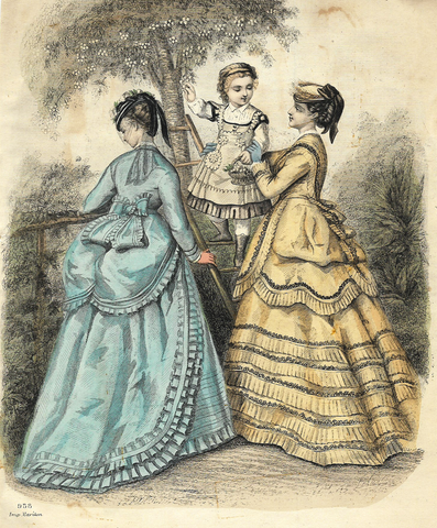 TWO WOMEN WITH LITTLE GIRL